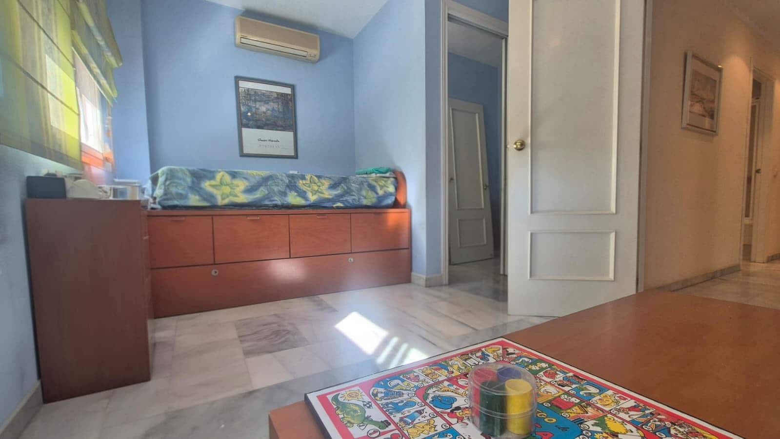 3 makuuhuone Huoneisto myytävänä paikassa Torremolinos mukana uima-altaan 
autotalli - 330 000 € (Ref: 9433309)