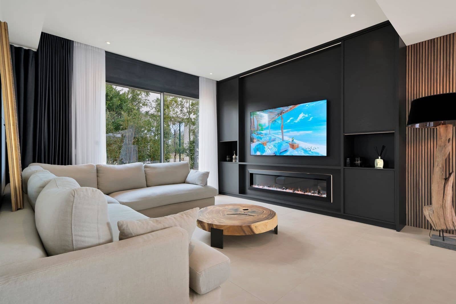 4 soveværelse Villa til salg i Mijas Costa med swimmingpool garage - € 1.950.000 (Ref: 9433310)