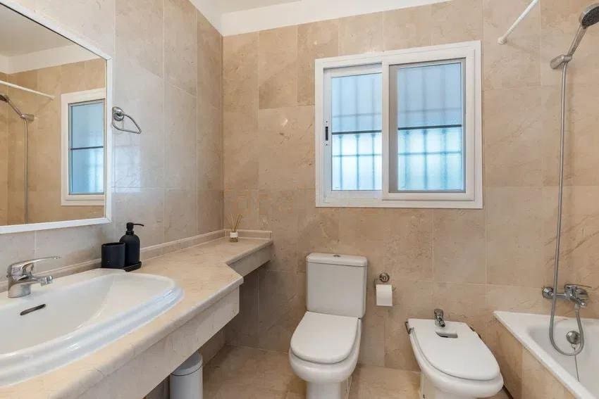 4 slaapkamer Villa te koop in Cerro del Aguila met zwembad garage - € 799.000 (Ref: 9433312)