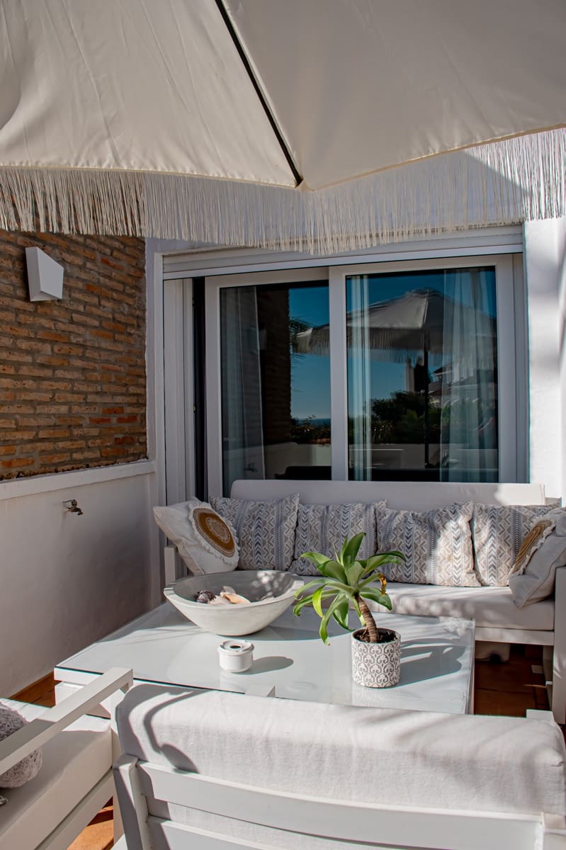 2 slaapkamer Huis te koop in New Golden Mile met zwembad garage - € 525.000 (Ref: 9446228)