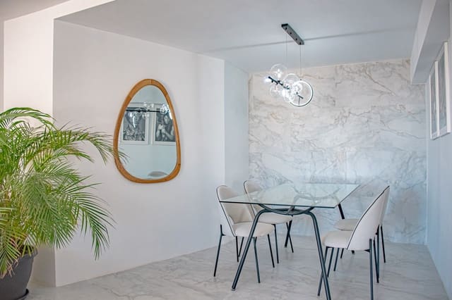 2 soveværelse Byhus til salg i New Golden Mile, Estepona med swimmingpool garage - € 525.000 (Ref: 9446228)