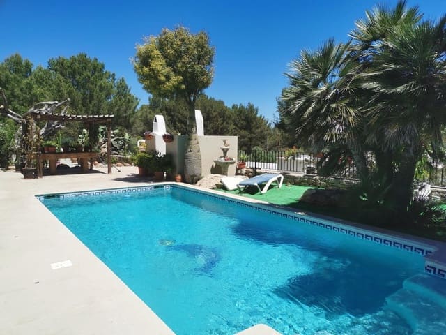 3 soverom Finca/Herregård til salgs i Cala Llonga, Santa Eulalia / Santa Eularia med svømmebasseng garasje - € 2 625 000 (Ref: 9448738)