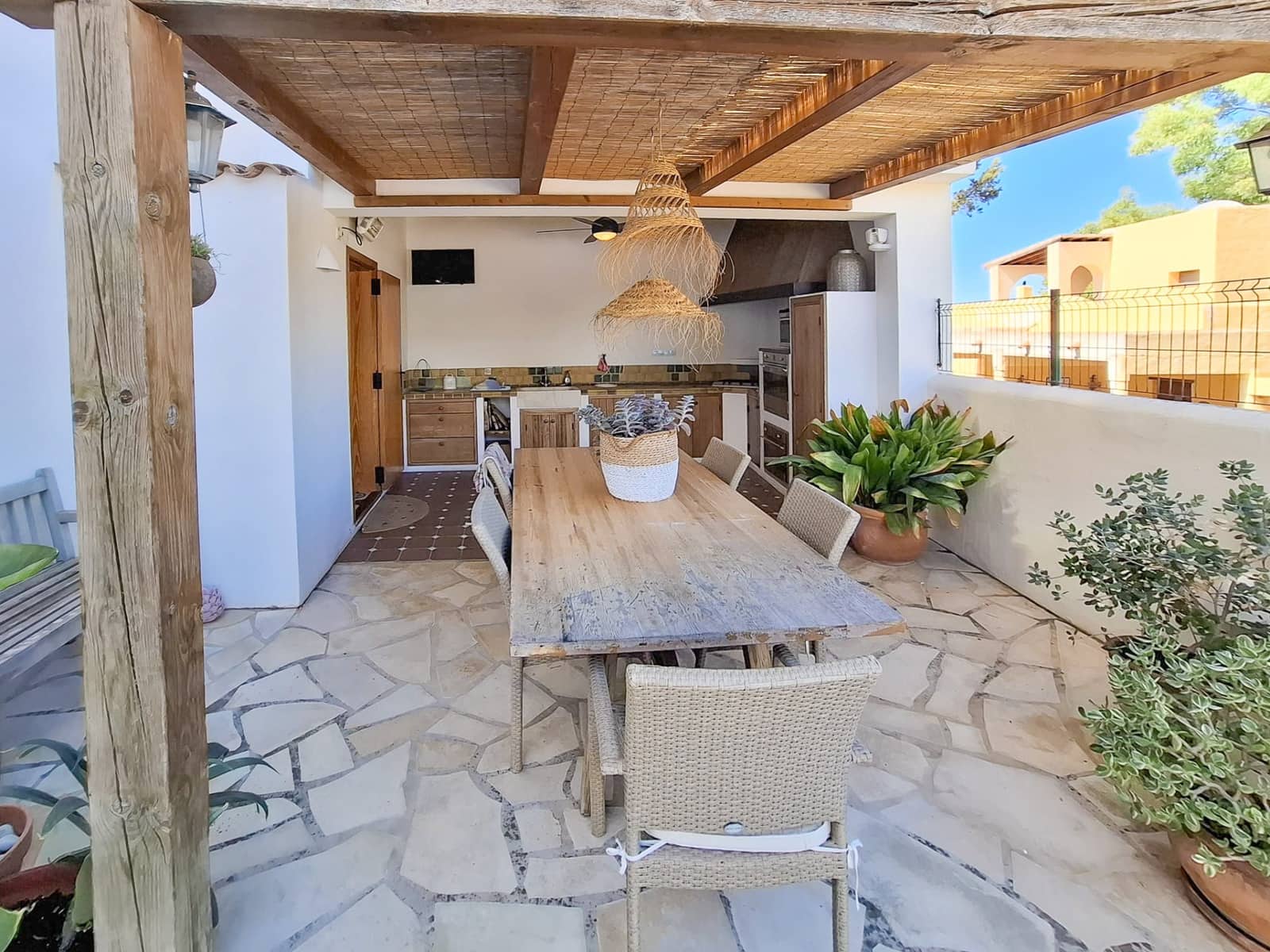 4 bedroom Villa for sale in San Jose / Sant Josep de Sa Talaia with pool garage - € 1,580,000 (Ref: 9448739)