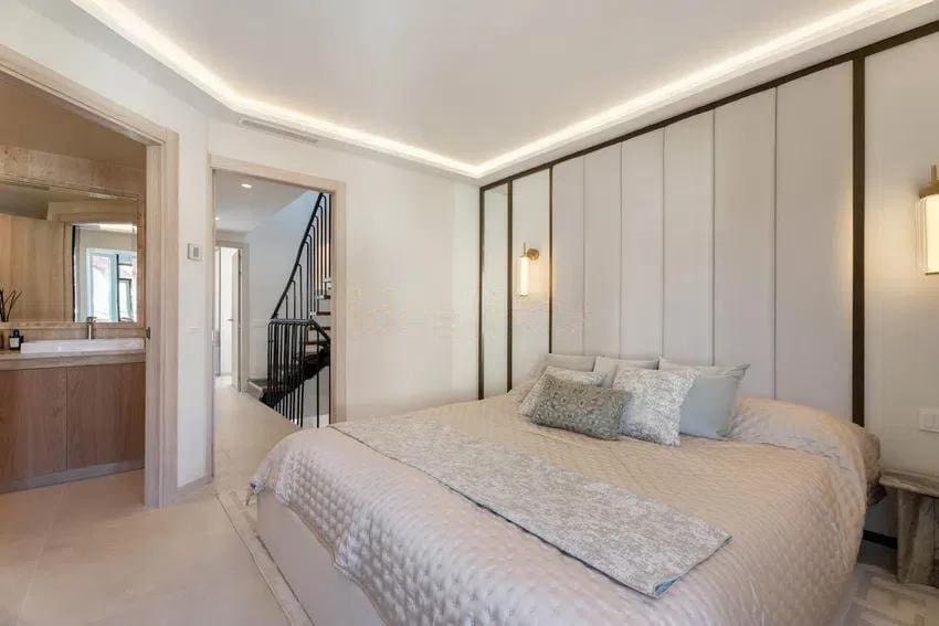 3 sovrum Hus till salu i Marbella med pool garage - 1 494 000 € (Ref: 9452770)