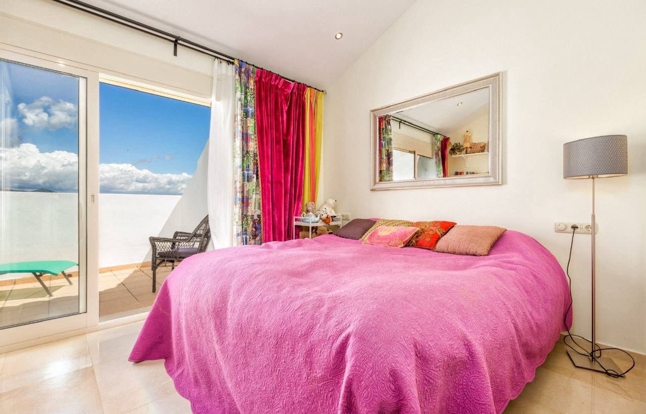 3 soverom Hus til salgs i Mijas Costa med svømmebasseng garasje - € 550 000 (Ref: 9453233)