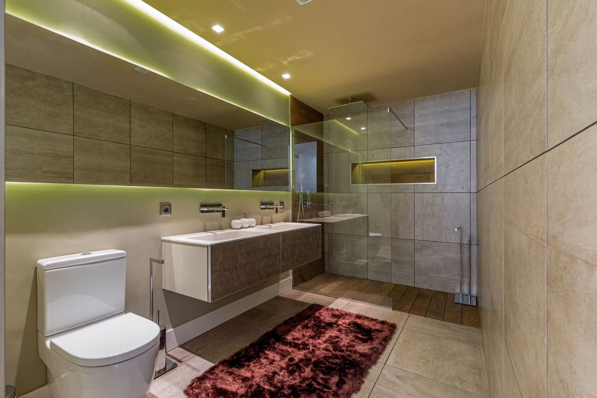 3 chambre Appartement à vendre à Puerto Banus avec piscine garage - 2 200 000 € (Ref: 9453234)