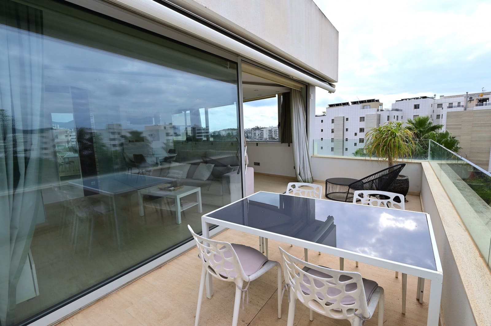 1 bedroom Apartment for sale in Ibiza / Eivissa town with pool garage - € 750,000 (Ref: 9491197)
