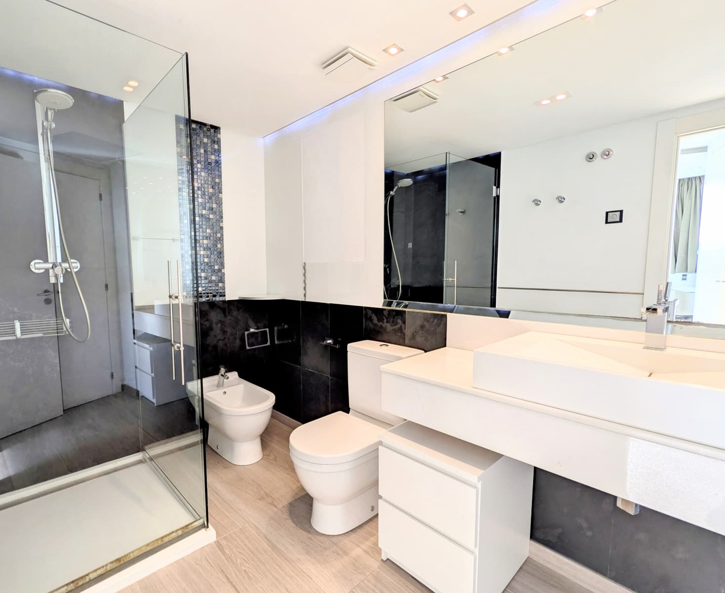 1 soveværelse Lejlighed til salg i Ibiza by med swimmingpool garage - € 725.000 (Ref: 9491197)