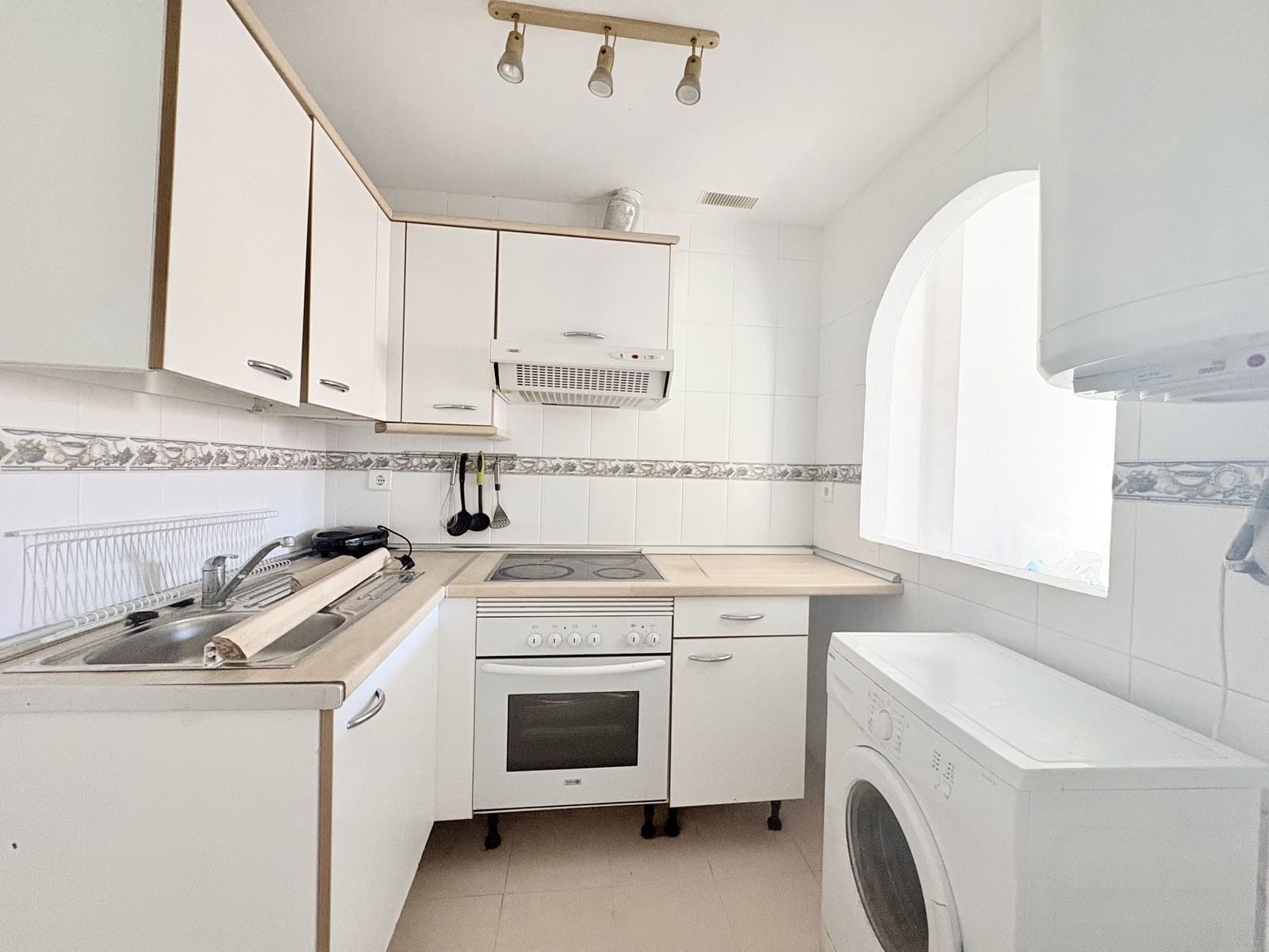 2 makuuhuone Huoneisto myytävänä paikassa Riviera del Sol mukana uima-altaan - 239 000 € (Ref: 9497027)