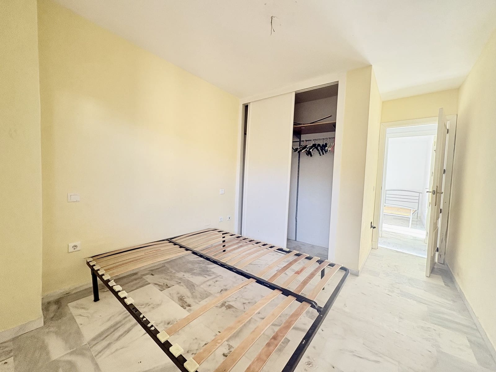 2 makuuhuone Huoneisto myytävänä paikassa Riviera del Sol mukana uima-altaan - 239 000 € (Ref: 9497027)