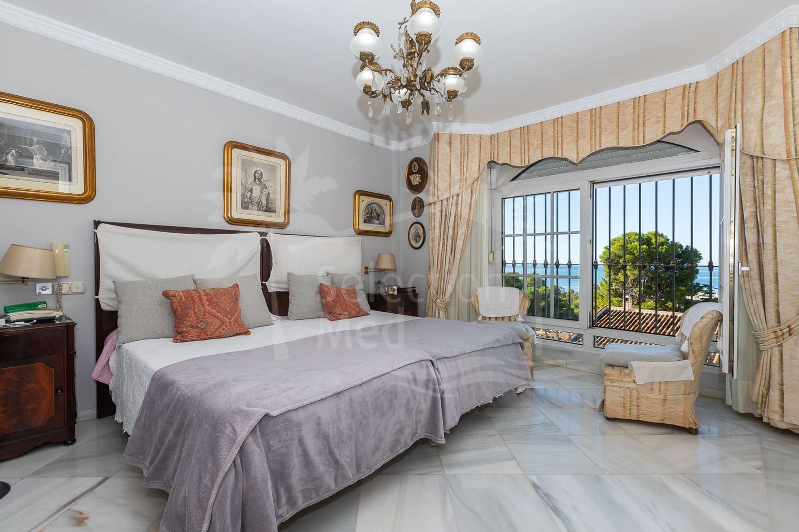 6 sovrum Villa till salu i Estepona med pool garage - 3 800 000 € (Ref: 9497028)