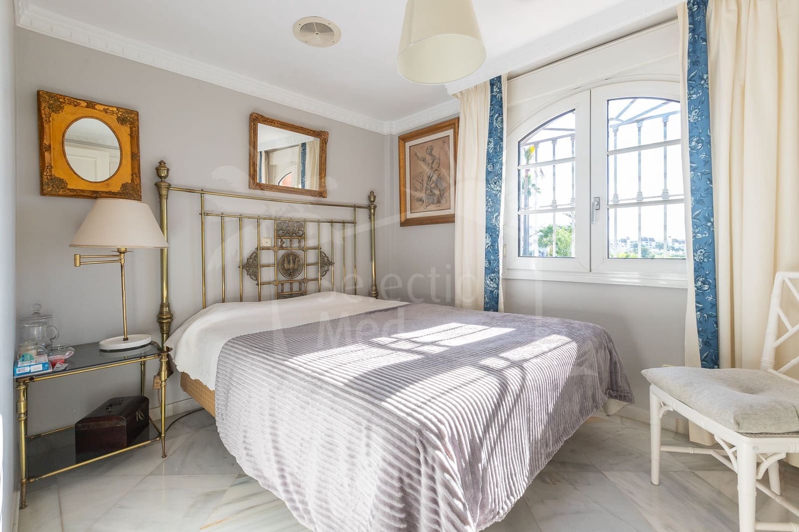 6 sypialnia Willa na sprzedaż w Estepona z basenem garażem - 3 800 000 € (Ref: 9497028)