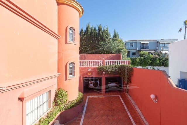 6 sypialnia Willa na sprzedaż w Seghers, Estepona z basenem garażem - 3 800 000 € (Ref: 9497028)