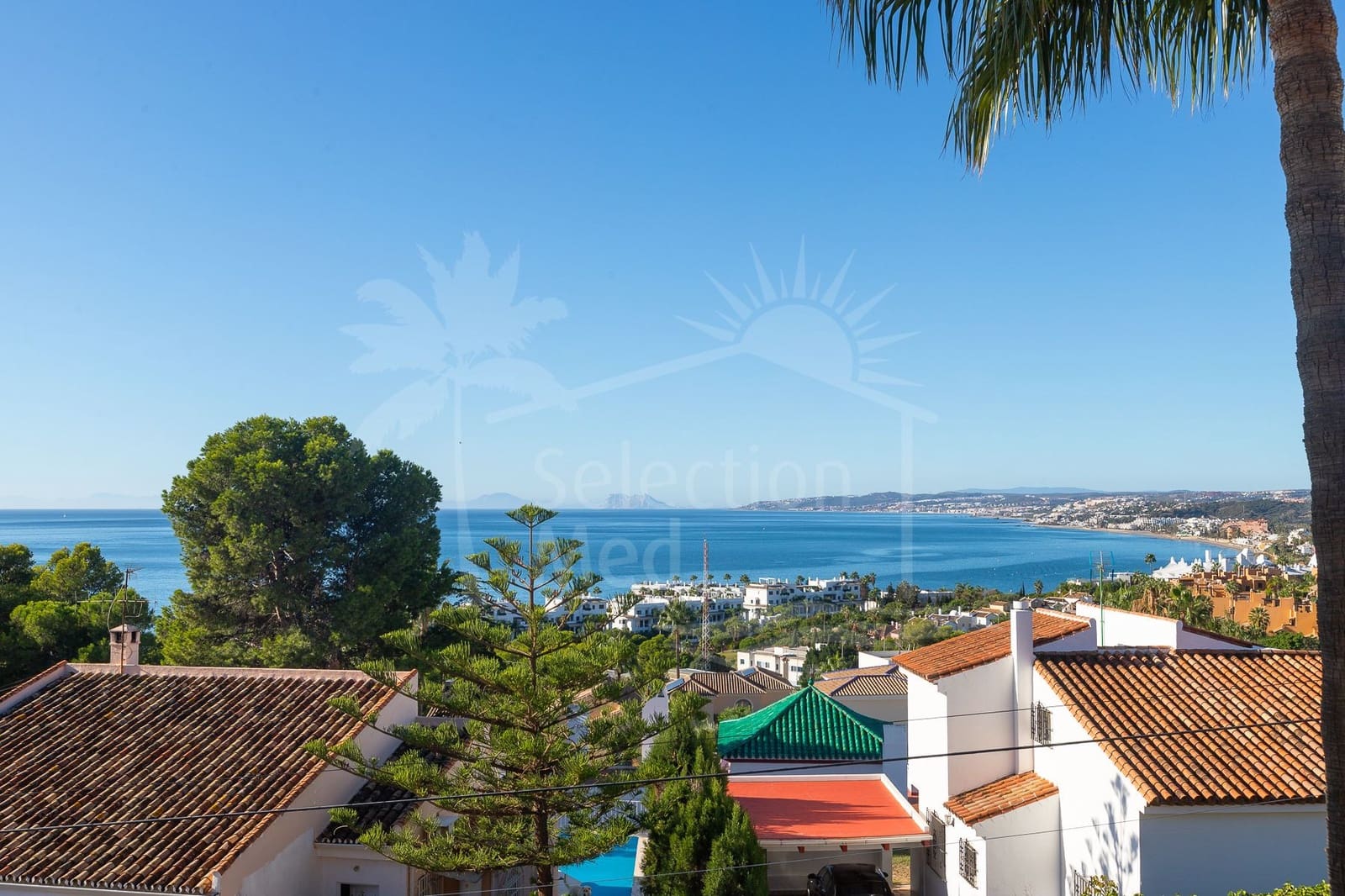 6 sypialnia Willa na sprzedaż w Estepona z basenem garażem - 3 800 000 € (Ref: 9497028)