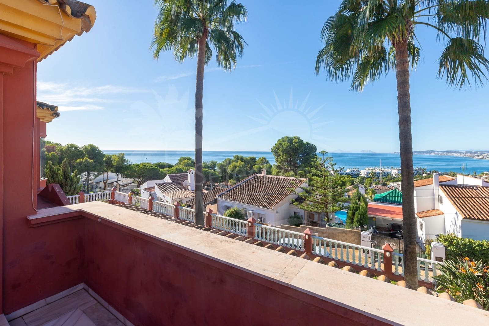 6 sypialnia Willa na sprzedaż w Estepona z basenem garażem - 3 800 000 € (Ref: 9497028)