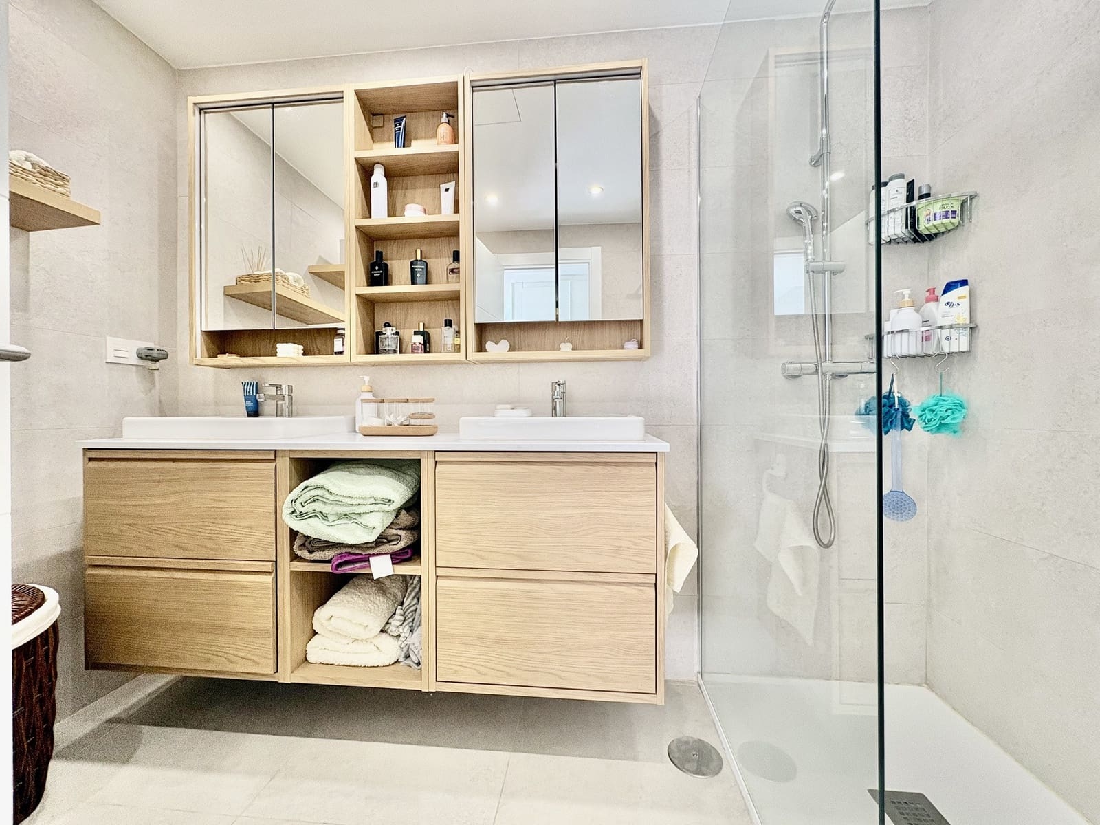 Apartamento de 3 habitaciones en El Chaparral en venta con piscina garaje - 585.000 € (Ref: 9502156)