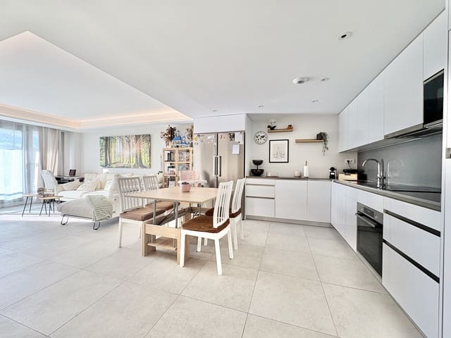 Apartamento de 3 habitaciones en El Chaparral, Mijas en venta con piscina garaje - 585.000 € (Ref: 9502156)