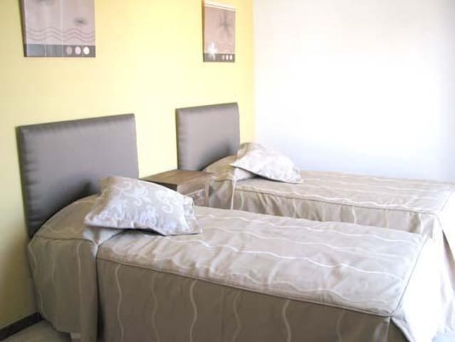 3 chambre Maison de Ville à vendre à La Cala de Mijas, Mijas avec piscine garage - 495 000 € (Ref: 9504061)