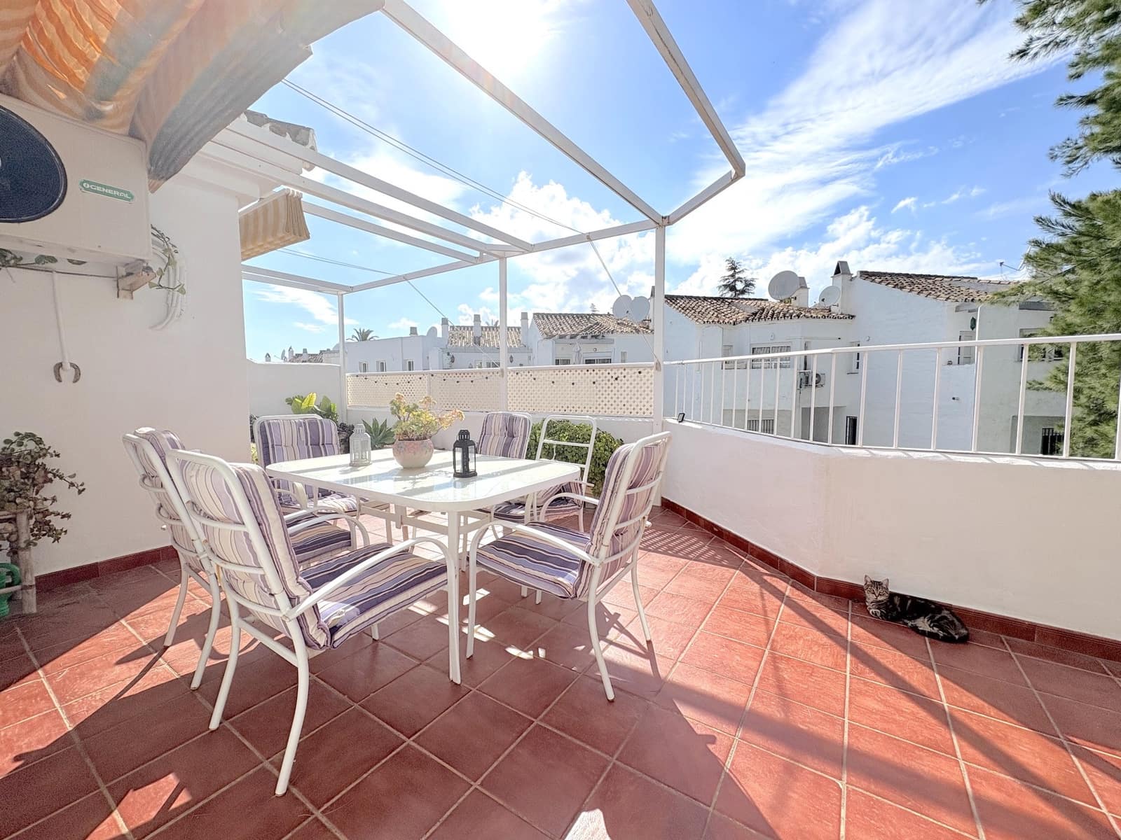 3 sovrum Takvåning till salu i Mijas Costa med pool - 420 000 € (Ref: 9508734)