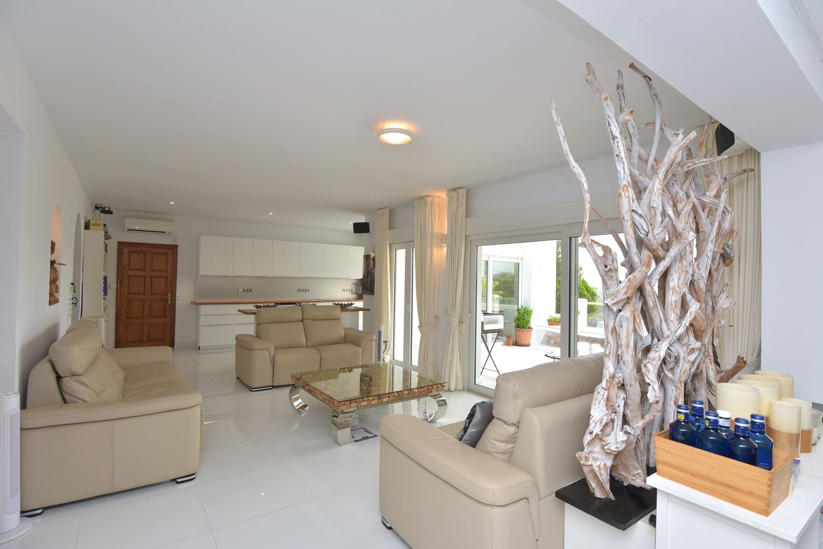 4 soveværelse Villa til salg i Cala Llonga med swimmingpool garage - € 2.490.000 (Ref: 9508735)