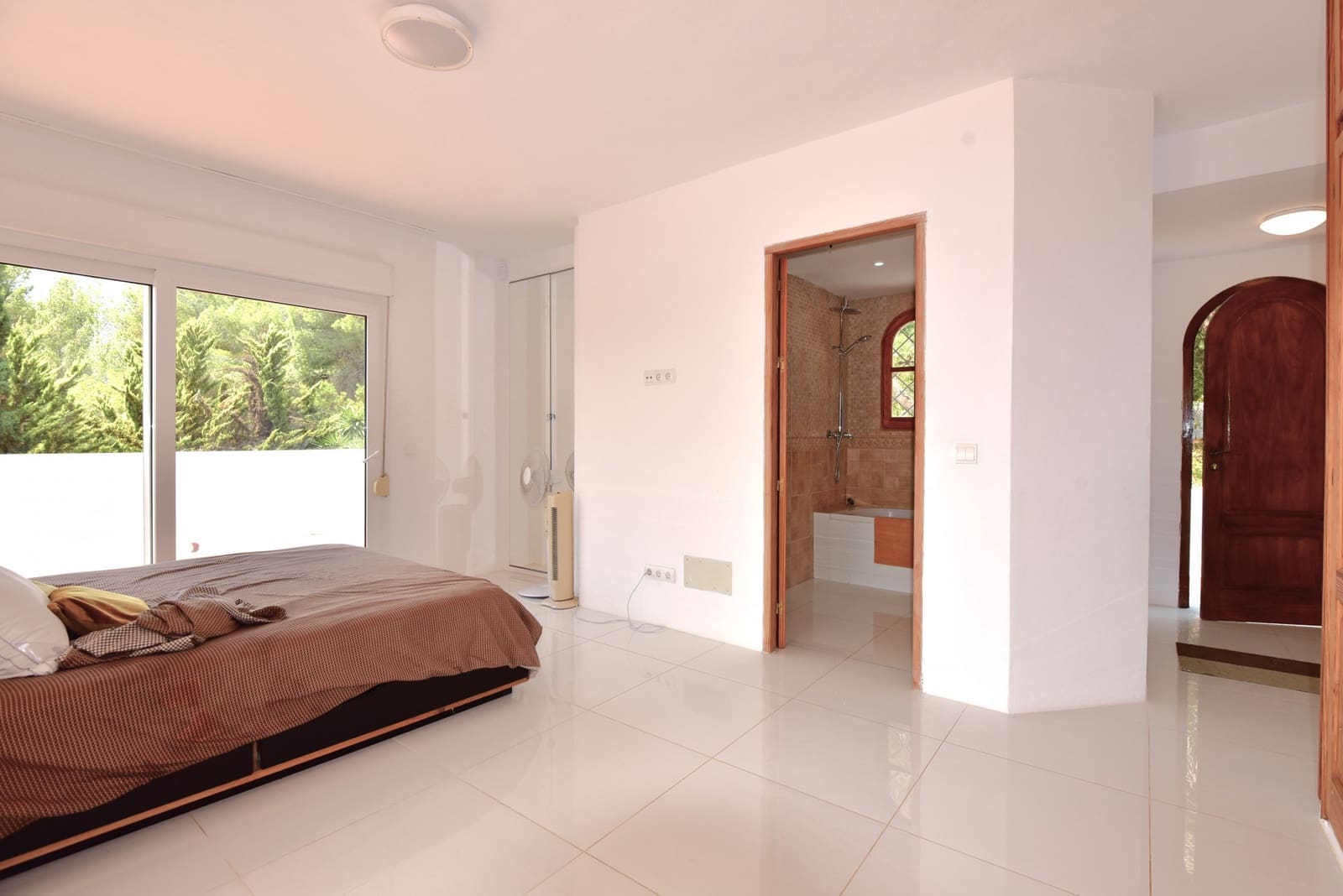 4 soveværelse Villa til salg i Cala Llonga med swimmingpool garage - € 2.490.000 (Ref: 9508735)