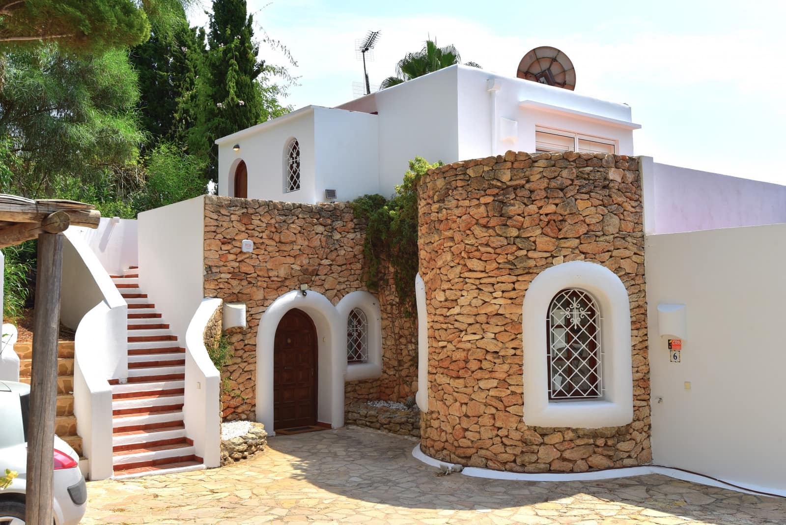 4 soveværelse Villa til salg i Cala Llonga med swimmingpool garage - € 2.490.000 (Ref: 9508735)