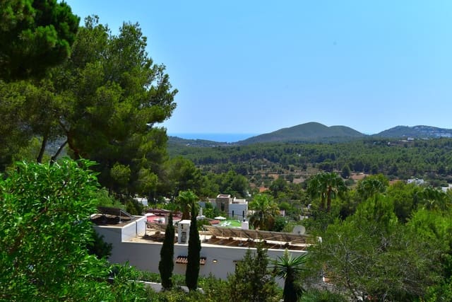 3 soveværelse Villa til salg i Cala Llonga, Santa Eulalia / Santa Eularia med swimmingpool garage - € 2.190.000 (Ref: 9508735)