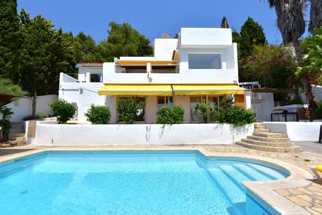 3 soveværelse Villa til salg i Cala Llonga, Santa Eulalia / Santa Eularia med swimmingpool garage - € 2.190.000 (Ref: 9508735)