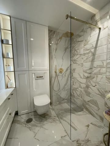 2 sypialnia Apartament na sprzedaż w Marbella z basenem garażem - 949 000 € (Ref: 9518784)