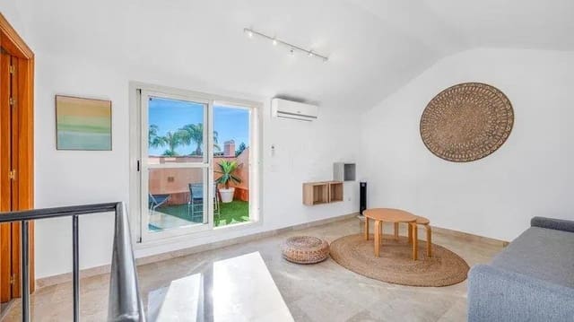 3 soveværelse Penthouse til salg i Marbella med swimmingpool garage - € 599.000 (Ref: 9518785)