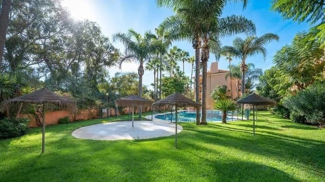 3 soveværelse Penthouse til salg i Marbella med swimmingpool garage - € 599.000 (Ref: 9518785)