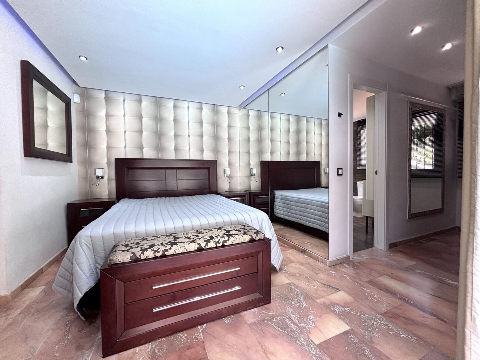 3 chambre Villa/Maison à vendre à Marbella avec piscine garage - 1 350 000 € (Ref: 9518787)