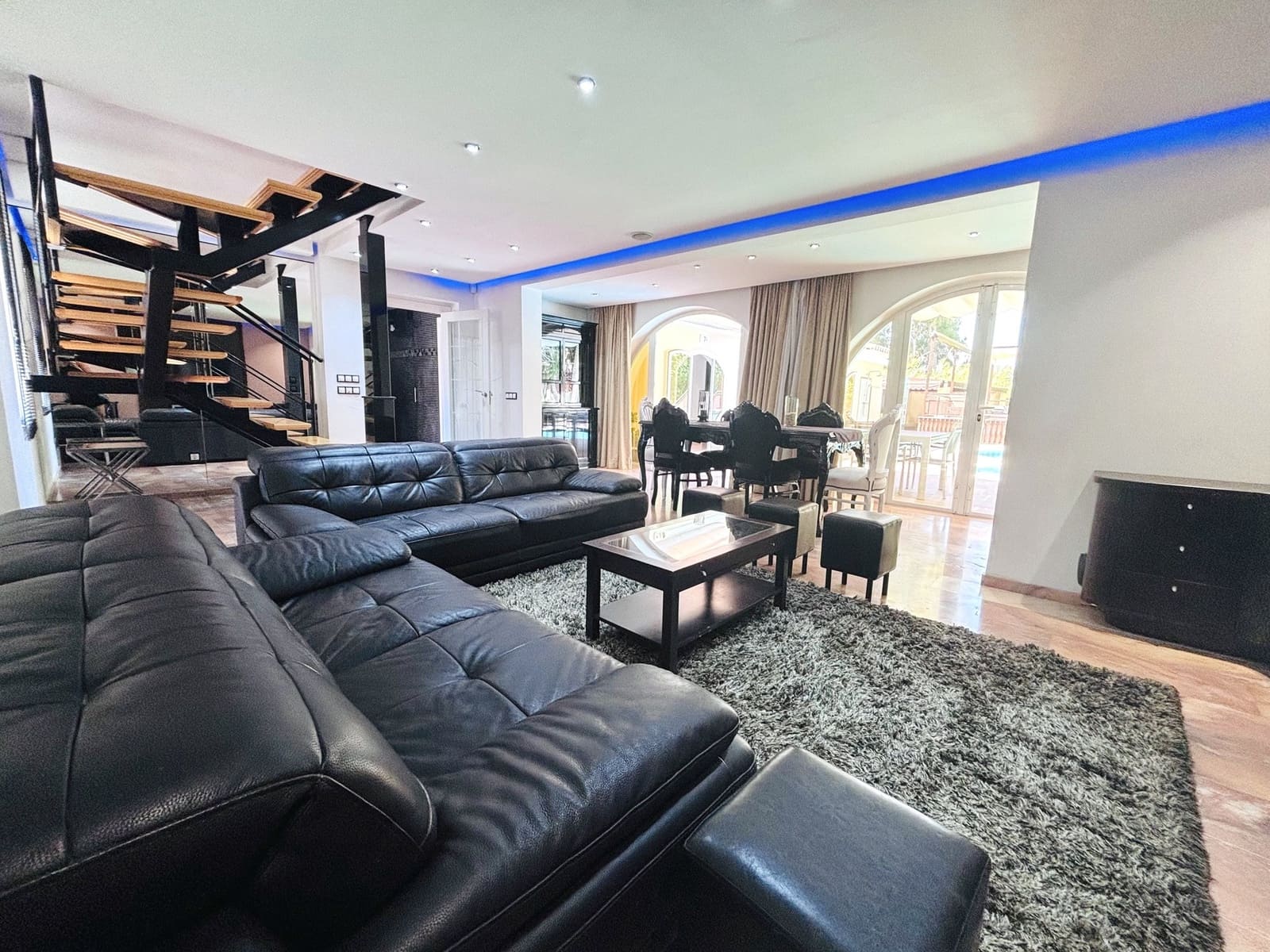 3 chambre Villa/Maison à vendre à Marbella avec piscine garage - 1 350 000 € (Ref: 9518787)