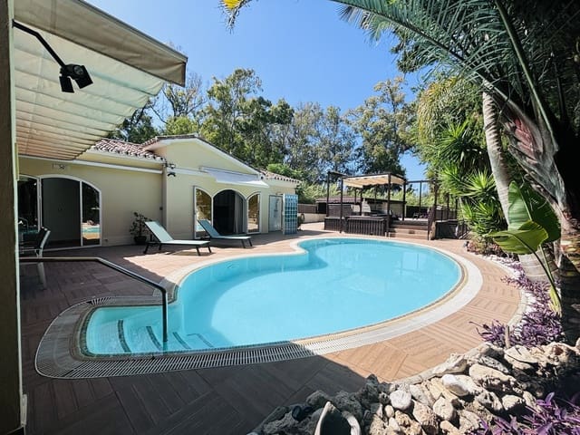 3 chambre Villa/Maison à vendre à Marbella avec piscine garage - 1 350 000 € (Ref: 9518787)