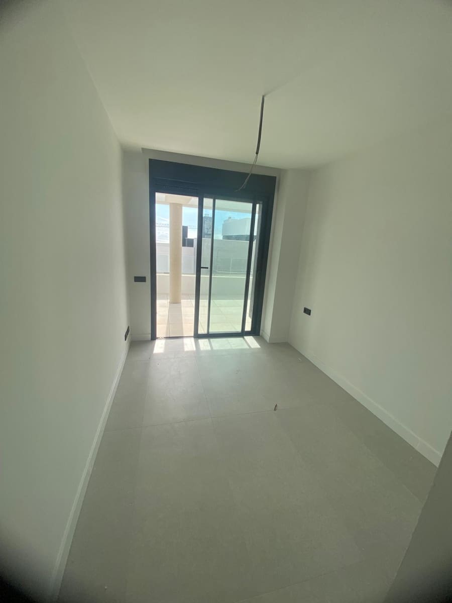 2 Zimmer Apartment zu verkaufen in Marbella mit Pool Garage - 690.000 € (Ref: 9527592)