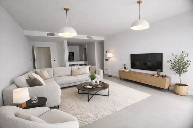 2 sypialnia Apartament na sprzedaż w Marbella z basenem garażem - 690 000 € (Ref: 9527592)