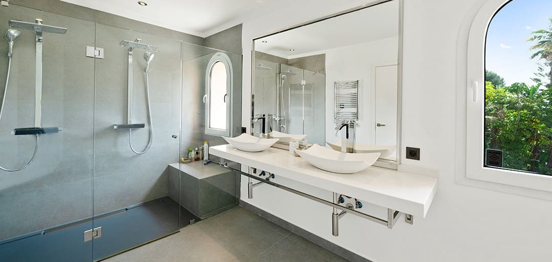 8 soveværelse Villa til salg i El Paraiso med swimmingpool garage - € 5.995.000 (Ref: 9533609)