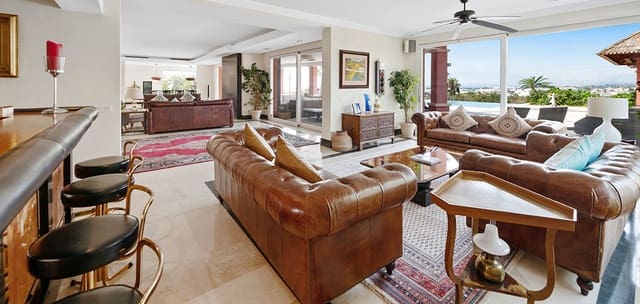 8 slaapkamer Villa te koop in El Paraiso, Estepona met zwembad garage - € 3.995.000 (Ref: 9533609)