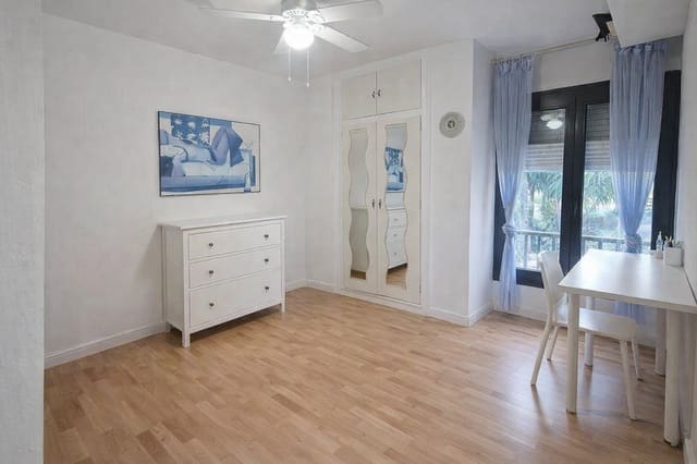 3 slaapkamer Appartement te koop in Puerto Banus, Marbella met zwembad garage - € 510.000 (Ref: 9535789)