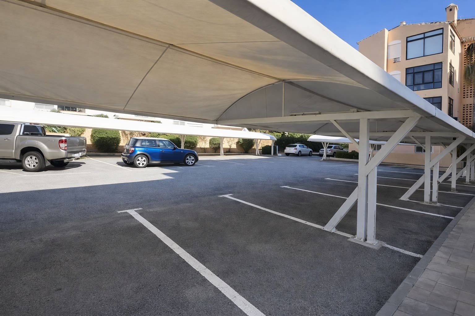 3 soveværelse Lejlighed til salg i Puerto Banus med swimmingpool garage - € 510.000 (Ref: 9535789)