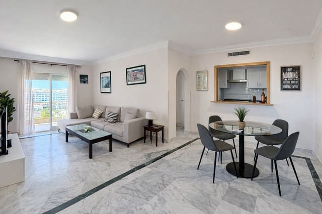 2 soveværelse Lejlighed til salg i Puerto Banus, Marbella med swimmingpool garage - € 660.000 (Ref: 9535790)