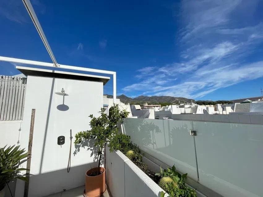 3 camera da letto Attico in vendita in Marbella con piscina garage - 950.000 € (Rif: 9537270)