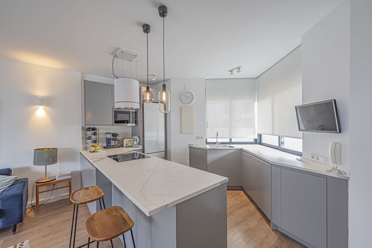 Ático de 3 habitaciones en Marbella en venta con piscina garaje - 935.000 € (Ref: 9537270)