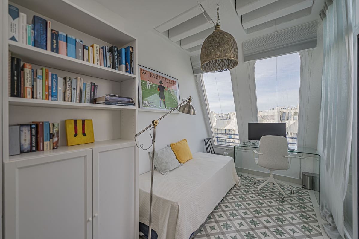 Ático de 3 habitaciones en Marbella en venta con piscina garaje - 935.000 € (Ref: 9537270)