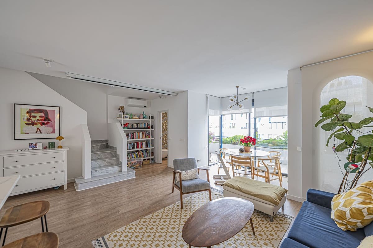 Ático de 3 habitaciones en Marbella en venta con piscina garaje - 935.000 € (Ref: 9537270)