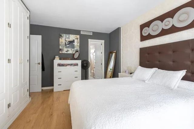 3 sovrum Hus till salu i Marbella med pool - 675 000 € (Ref: 9537272)
