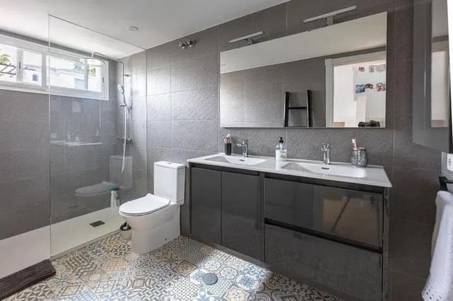 3 sovrum Hus till salu i Marbella med pool - 675 000 € (Ref: 9537272)