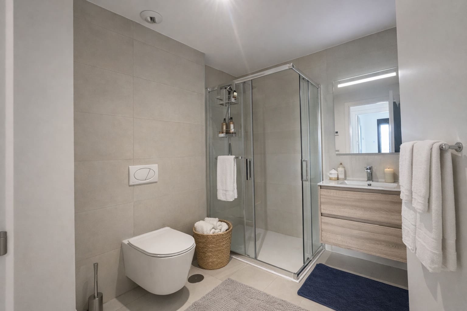 Apartamento de 2 habitaciones en Fuengirola en venta con piscina garaje - 450.000 € (Ref: 9540984)