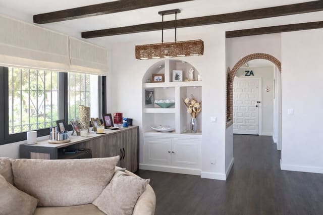 4 soverom Kjedet enebolig til salgs i Sitio de Calahonda, Mijas - € 530 000 (Ref: 9540985)