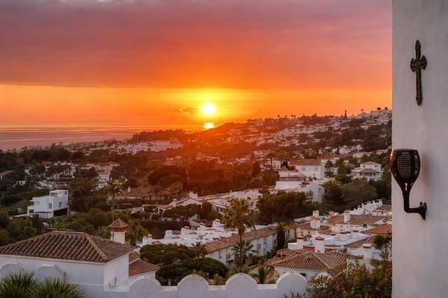 4 soverom Kjedet enebolig til salgs i Sitio de Calahonda, Mijas - € 530 000 (Ref: 9540985)